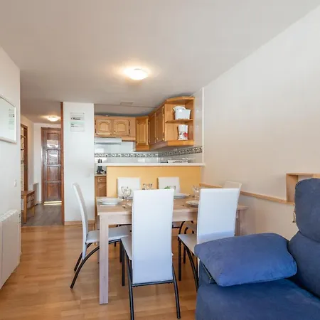 Apartamento Pie De Pistas Mikka 3000 *